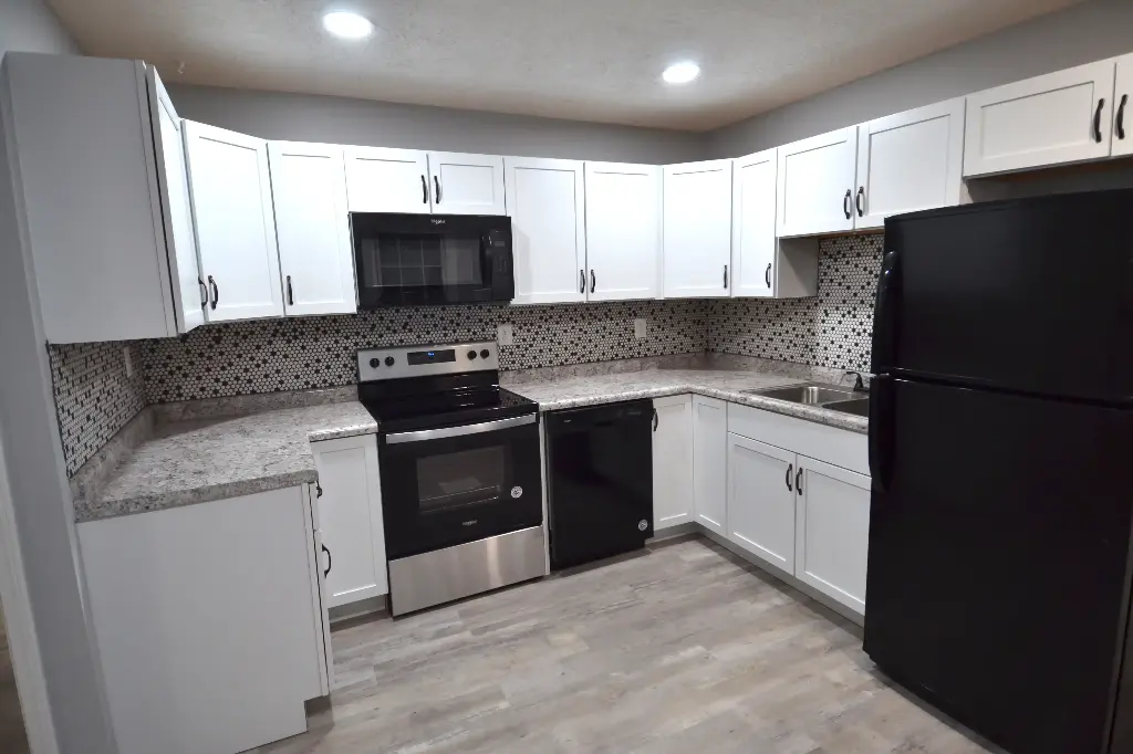 Kitchen 2_15_11zon.webp