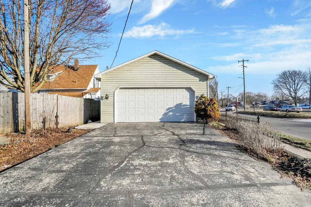 103 First Street, Shelbyville, IN 46176